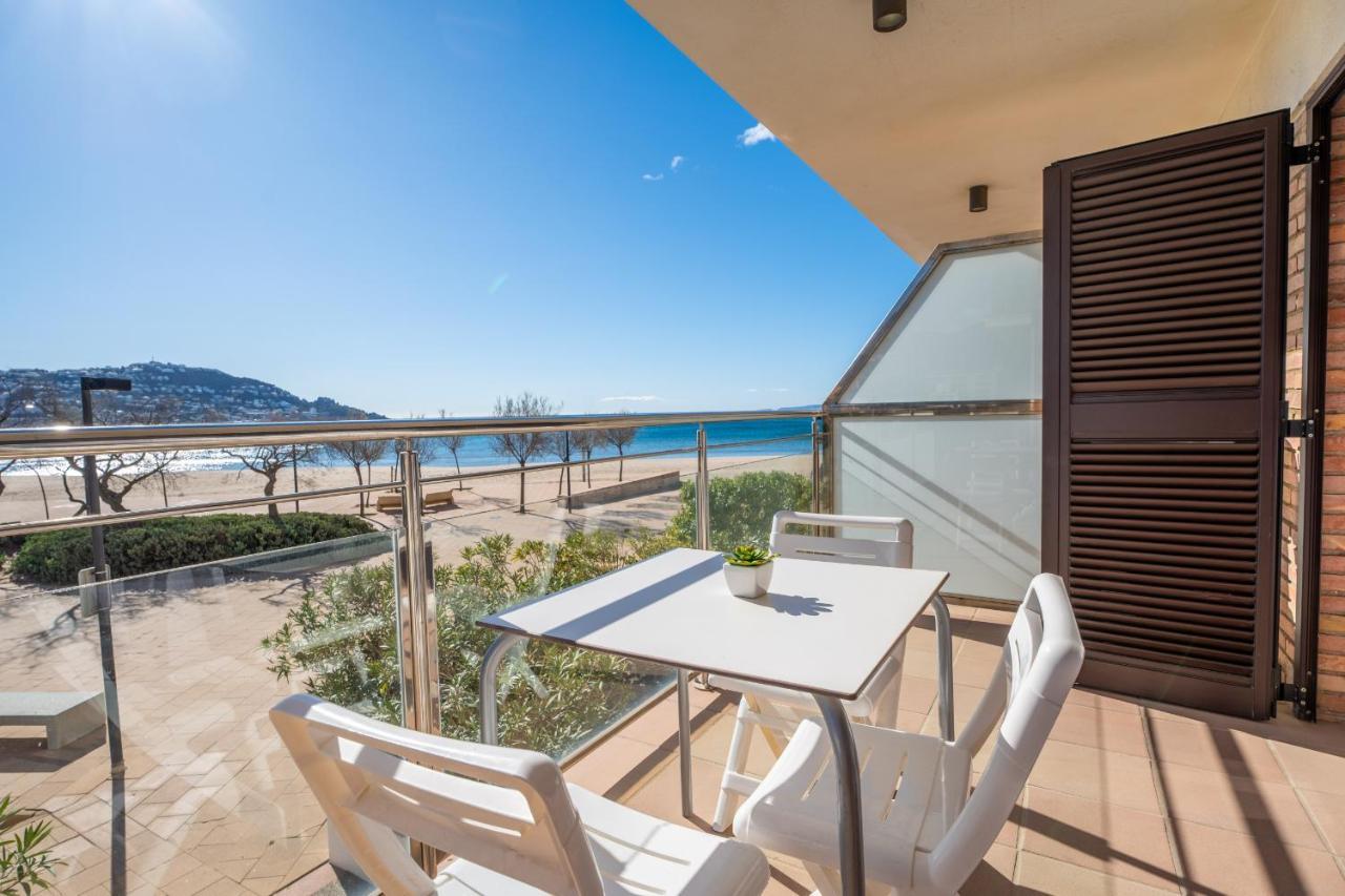 Апартаменты Apartamento Rhodes Vista Al Mar Росас Экстерьер фото
